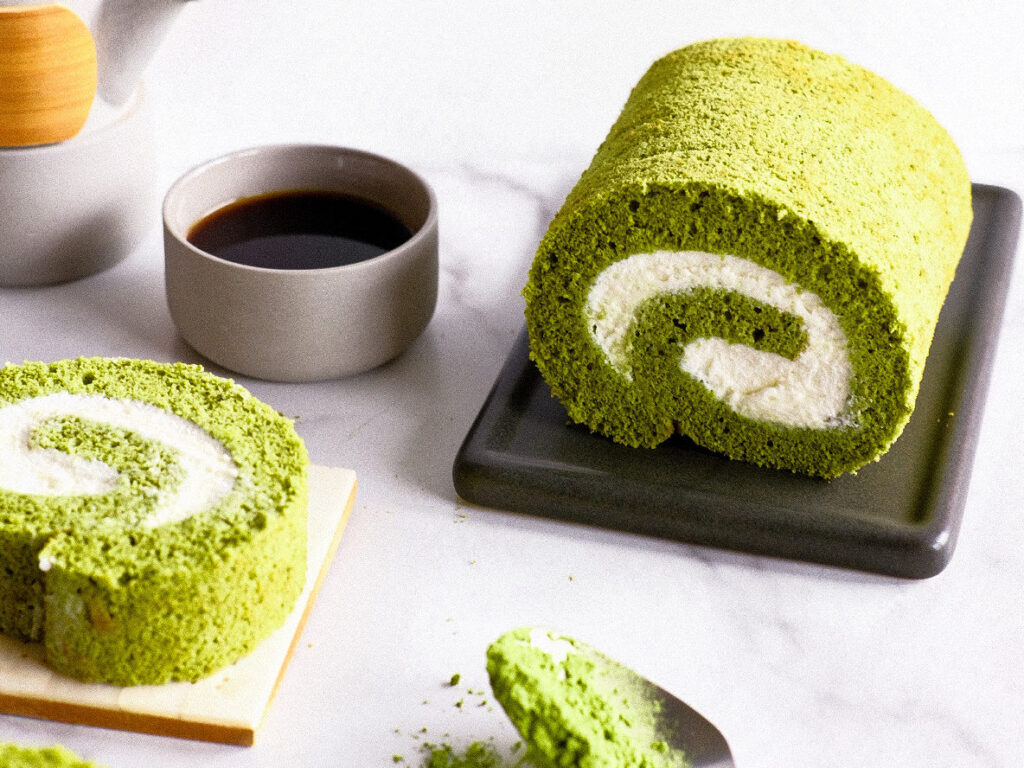 Matcha Chiffon Roll